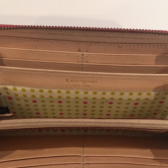 Kate Spade Pink zipper wallet GOOD condition - Picture 7 of 10